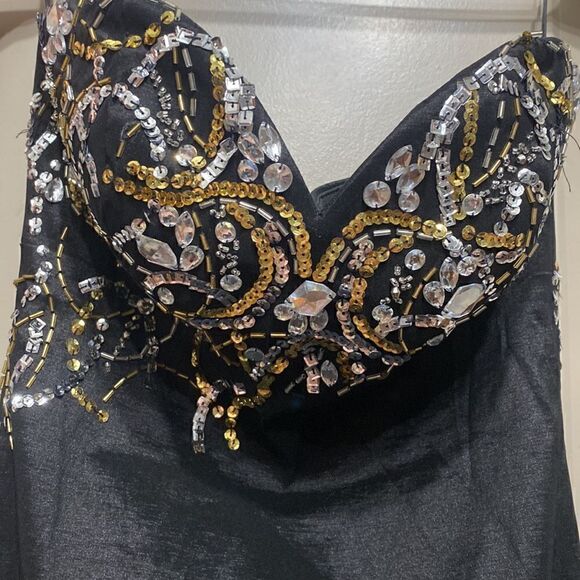 Jumps Apparel Strapless Black gown with silver and gold sequins Size 5/6 - Picture 8 of 11